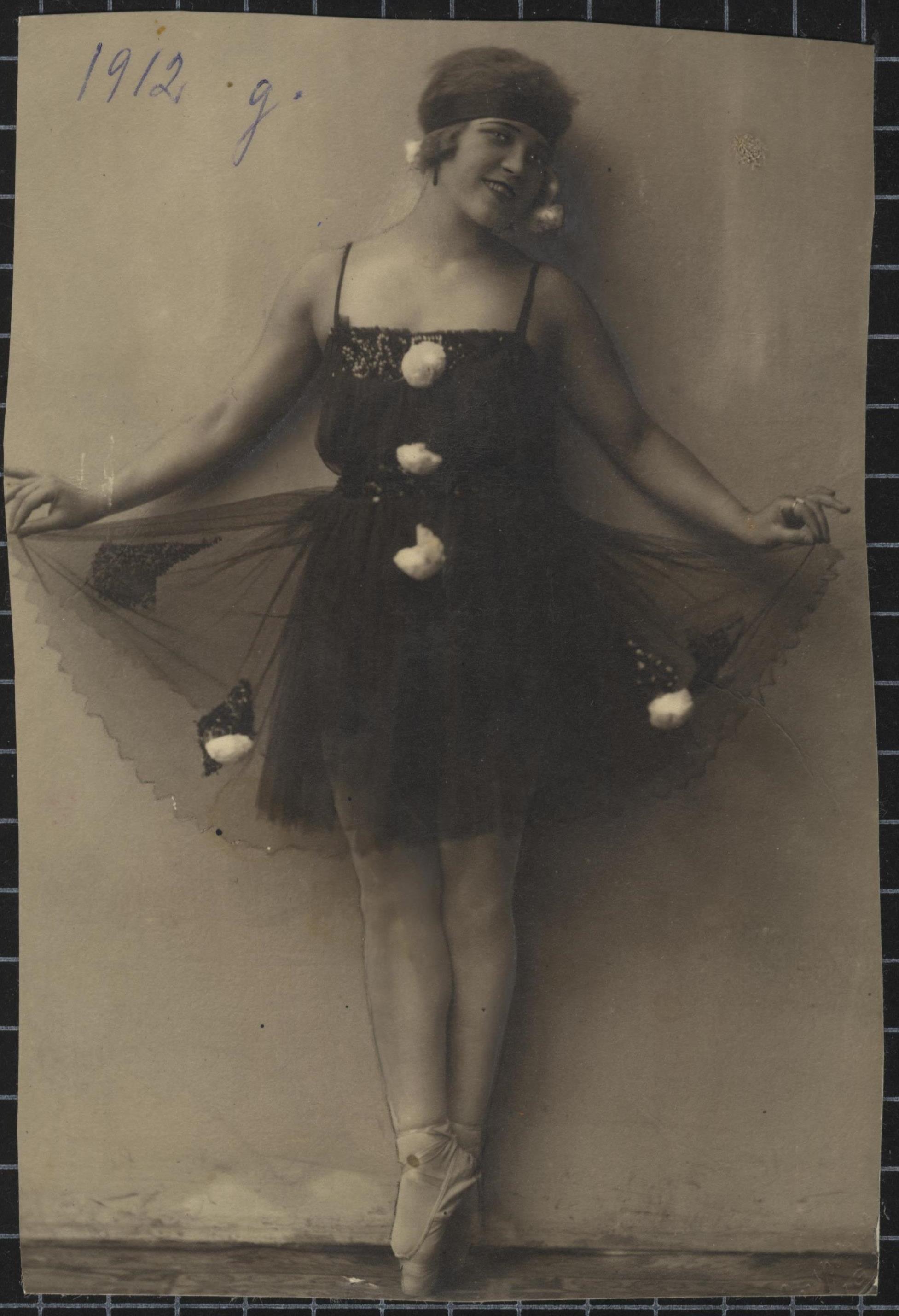 Melānija Lence baletskolā Maskavā, 1912. gads. LNA_LVA, F2117_1v_3