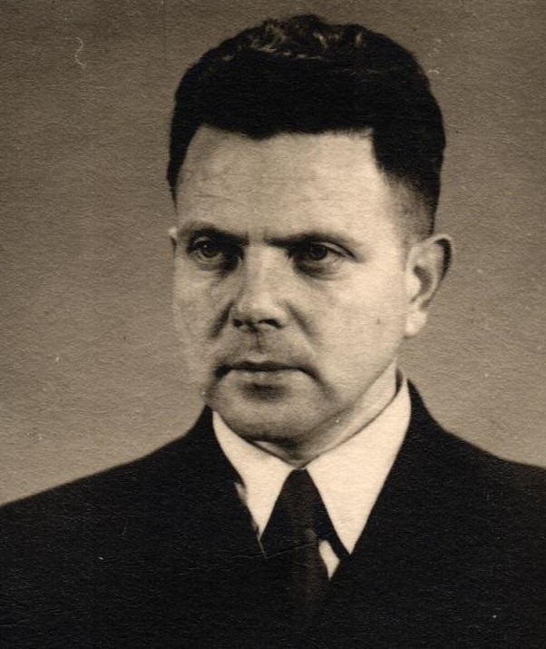 A.Valdmanis. Fotoportrets. 20.g. 40. gadi.