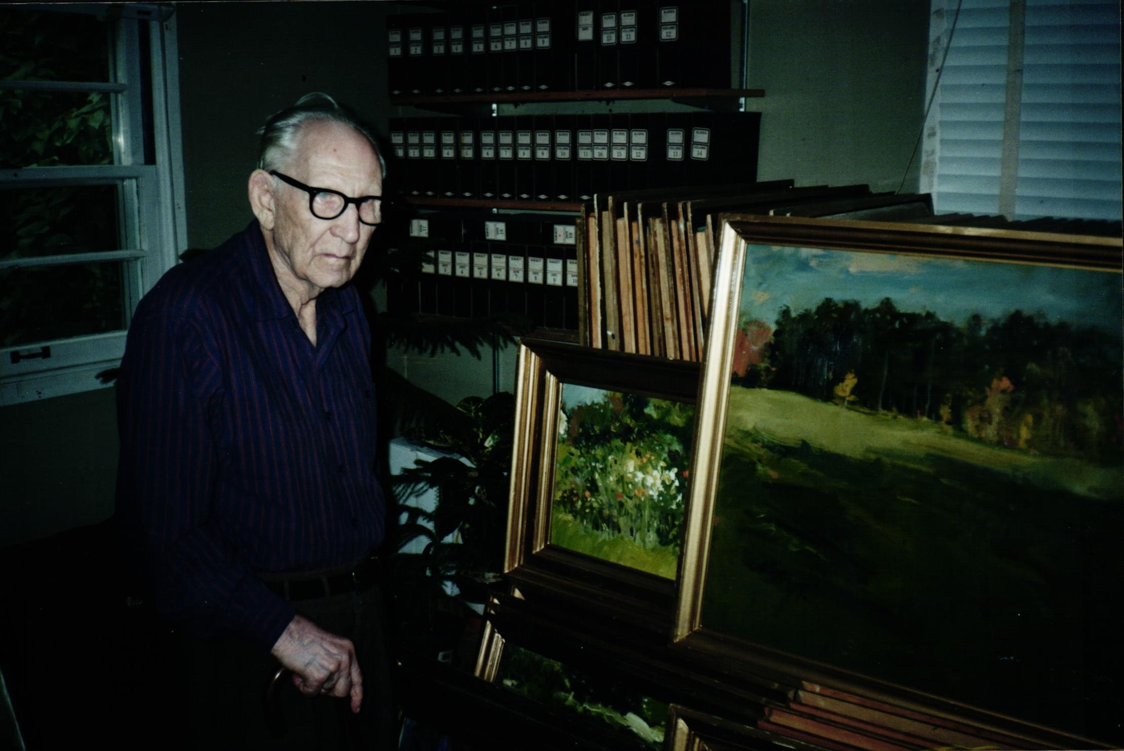 N. Riškes fotogrāfija savā darbnīcā Kalamazū (ASV). 1997. gada 3. augusts.
