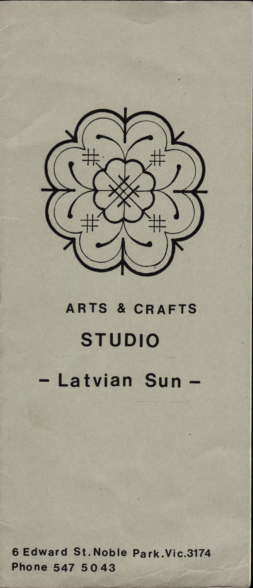 L. un S. Beklešovu savās mājās Melburnā atvērtās mākslas un daiļamatniecības studijas un galerijas katalogs. 1980. gads.