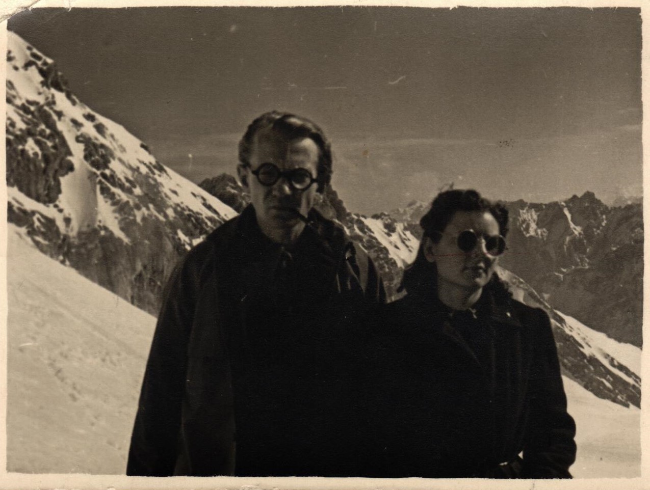 Arnolds Sildegs ar sievu Helēnu (Galliju) Alpos. 1940. gadi.